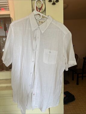 Men's White Short-Sleeve Button-Down Linen Blend Shirt